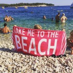 Een bed aan het strand